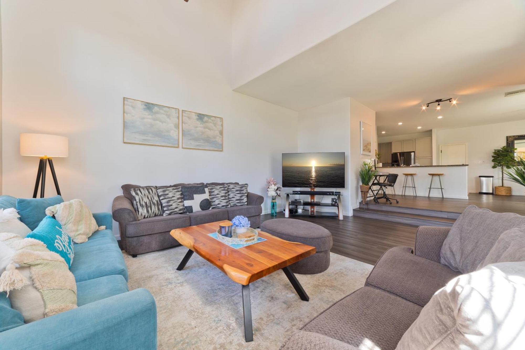 וויקולואה Hilton Pool Pass Included - Stylish Central Villa Mins To Beach Pool & Spa מראה חיצוני תמונה